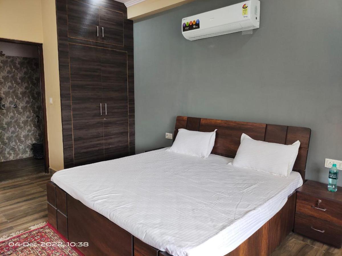 Osho Villa Guest House Divisione di Divisione di Jaipur Esterno foto